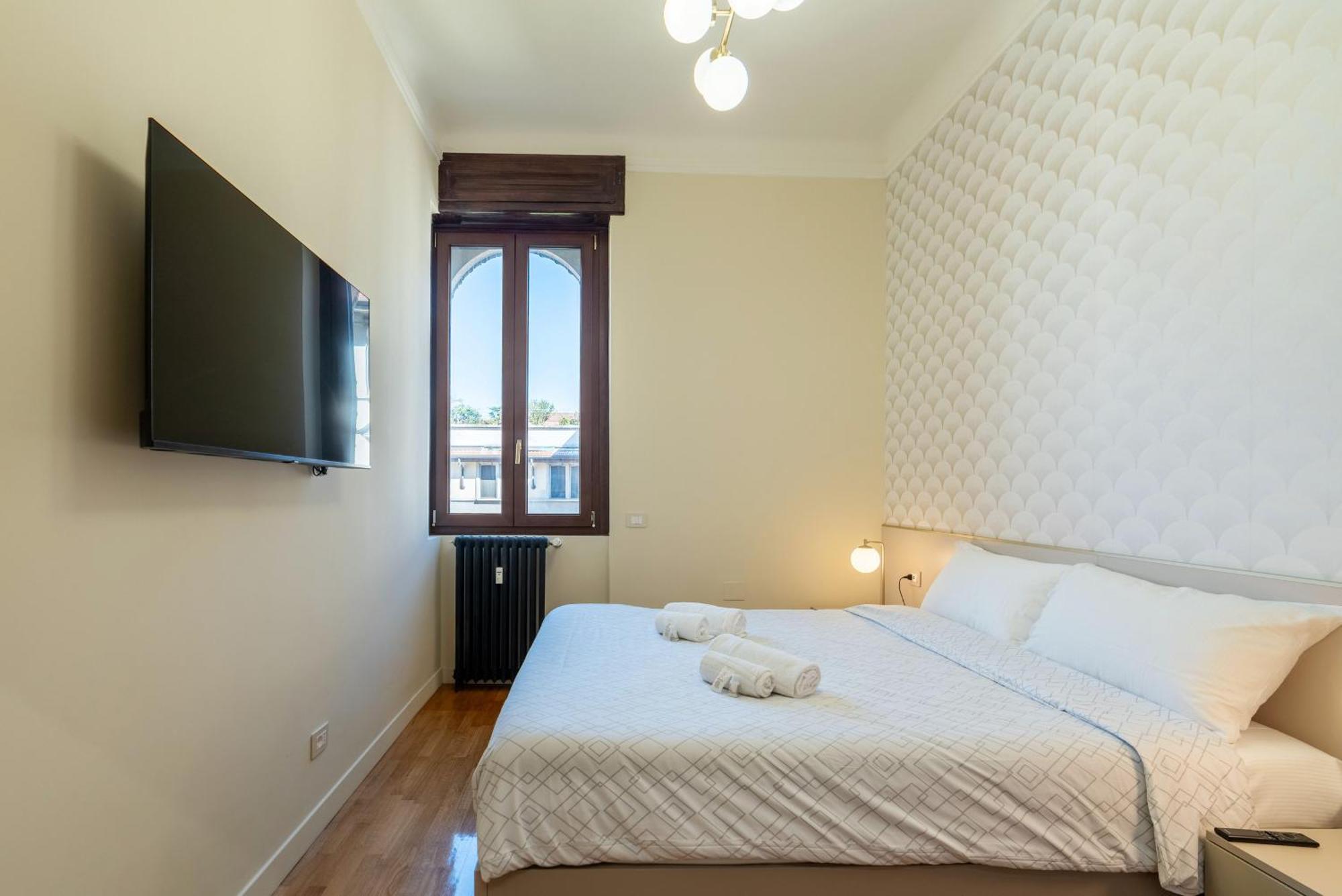Casa Bella 16 - 8 Min To Metro, 15 Min To Lin Airport, University Area Milan Bagian luar foto