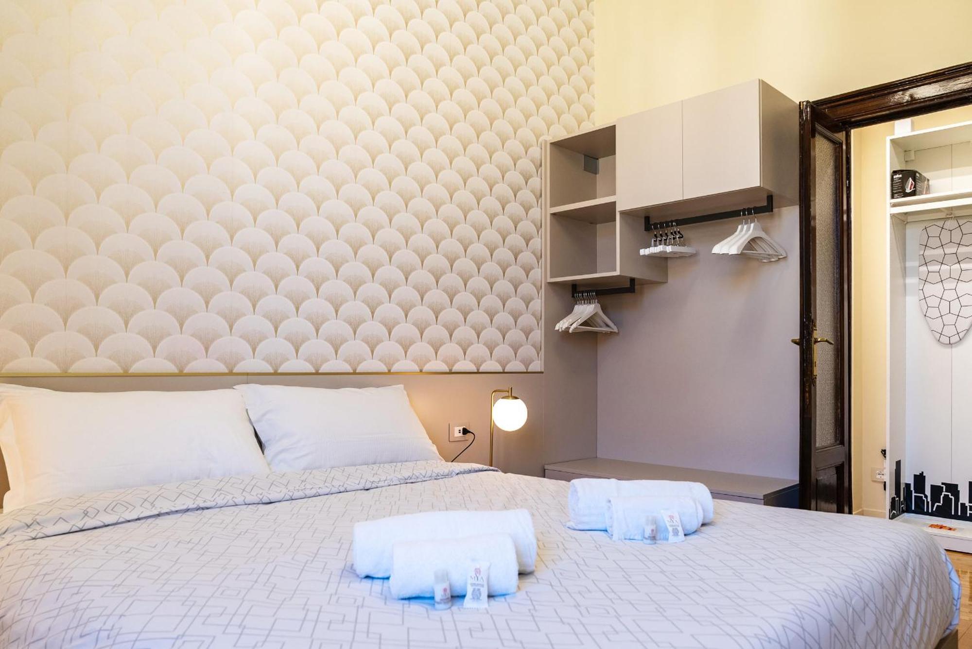 Casa Bella 16 - 8 Min To Metro, 15 Min To Lin Airport, University Area Milan Bagian luar foto