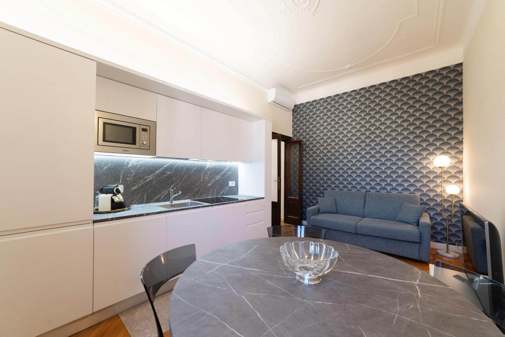 Casa Bella 16 - 8 Min To Metro, 15 Min To Lin Airport, University Area Milan Bagian luar foto